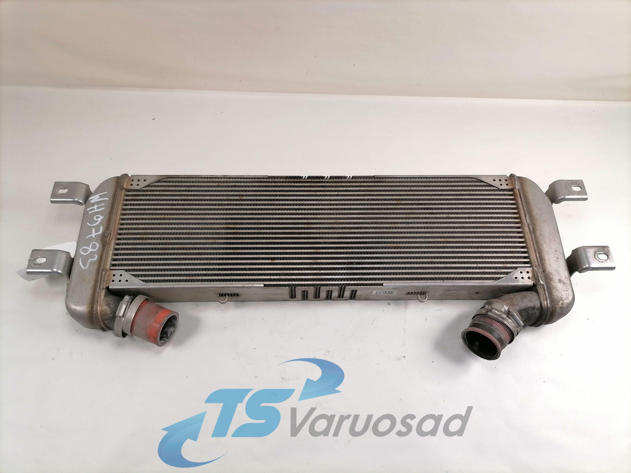 Scania EGR radiator 1785348 - Radiador EGR por Camião: foto 3 Scania EGR radiator 1785348 - Radiador EGR por Camião: foto 3