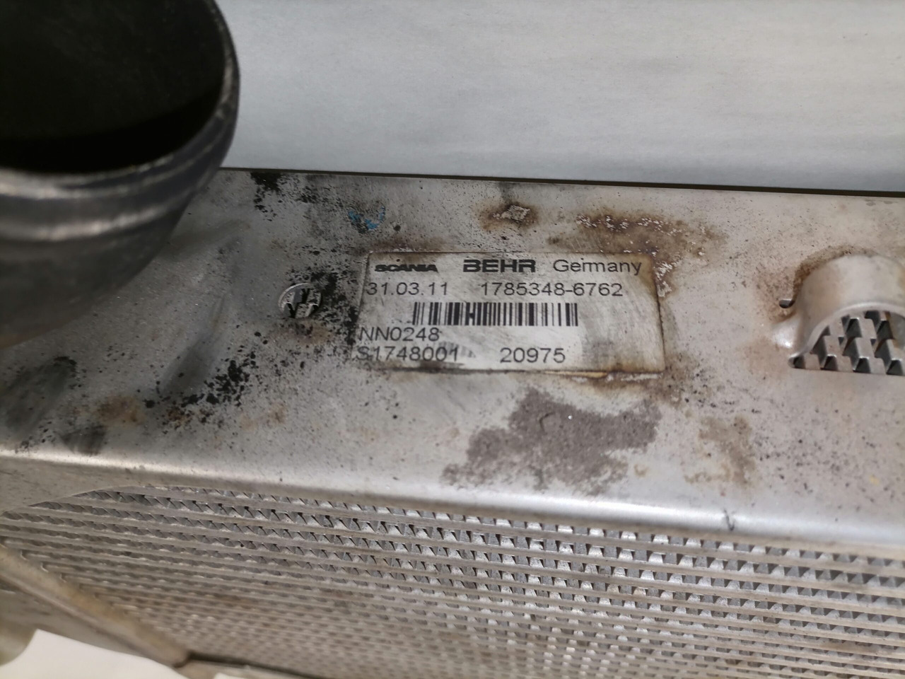 Scania EGR radiator 1785348 - Radiador EGR por Camião: foto 4 Scania EGR radiator 1785348 - Radiador EGR por Camião: foto 4