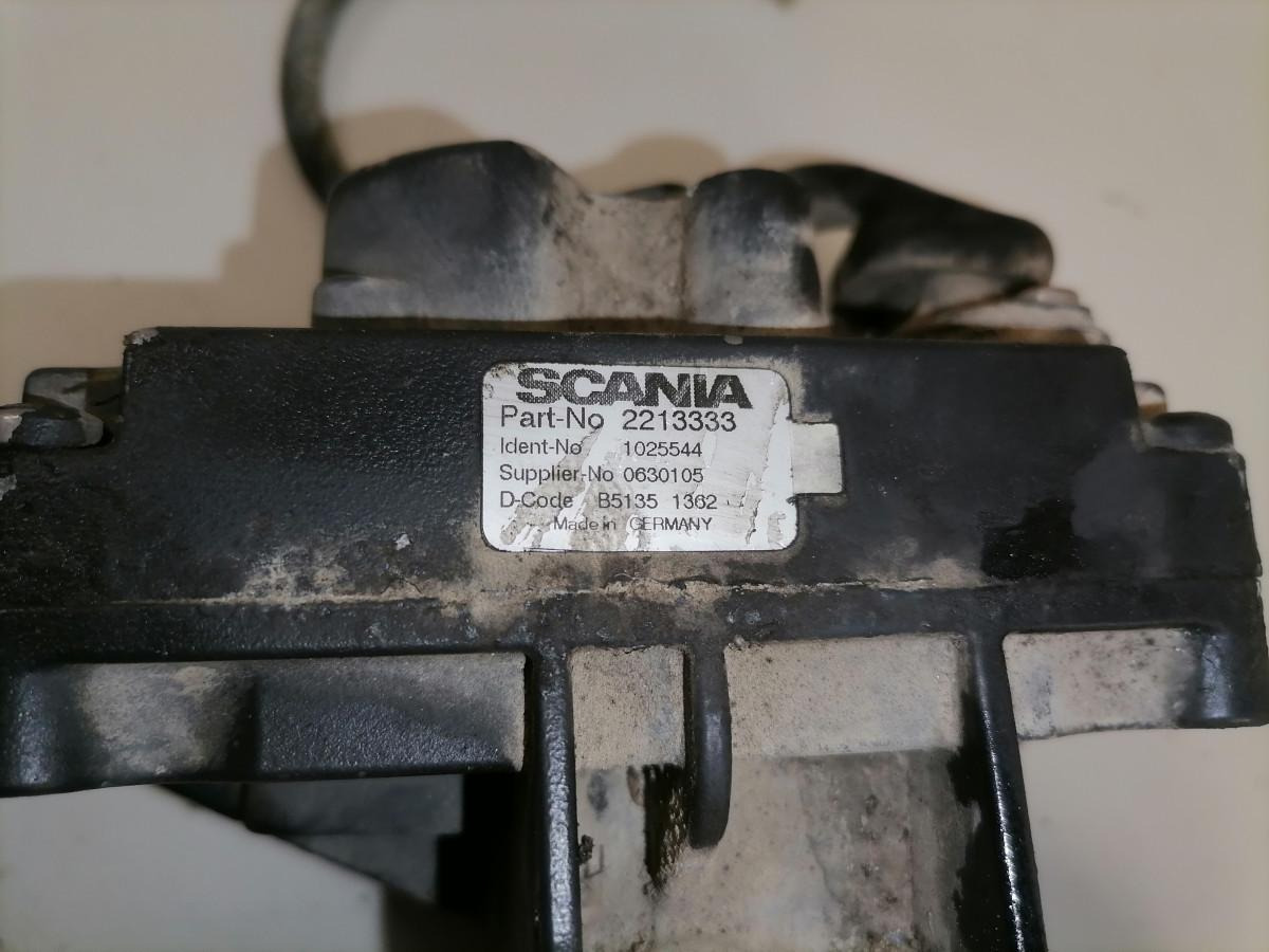 Scania Electric throttle 2213333 - Coletor de admissão por Camião: foto 4 Scania Electric throttle 2213333 - Coletor de admissão por Camião: foto 4