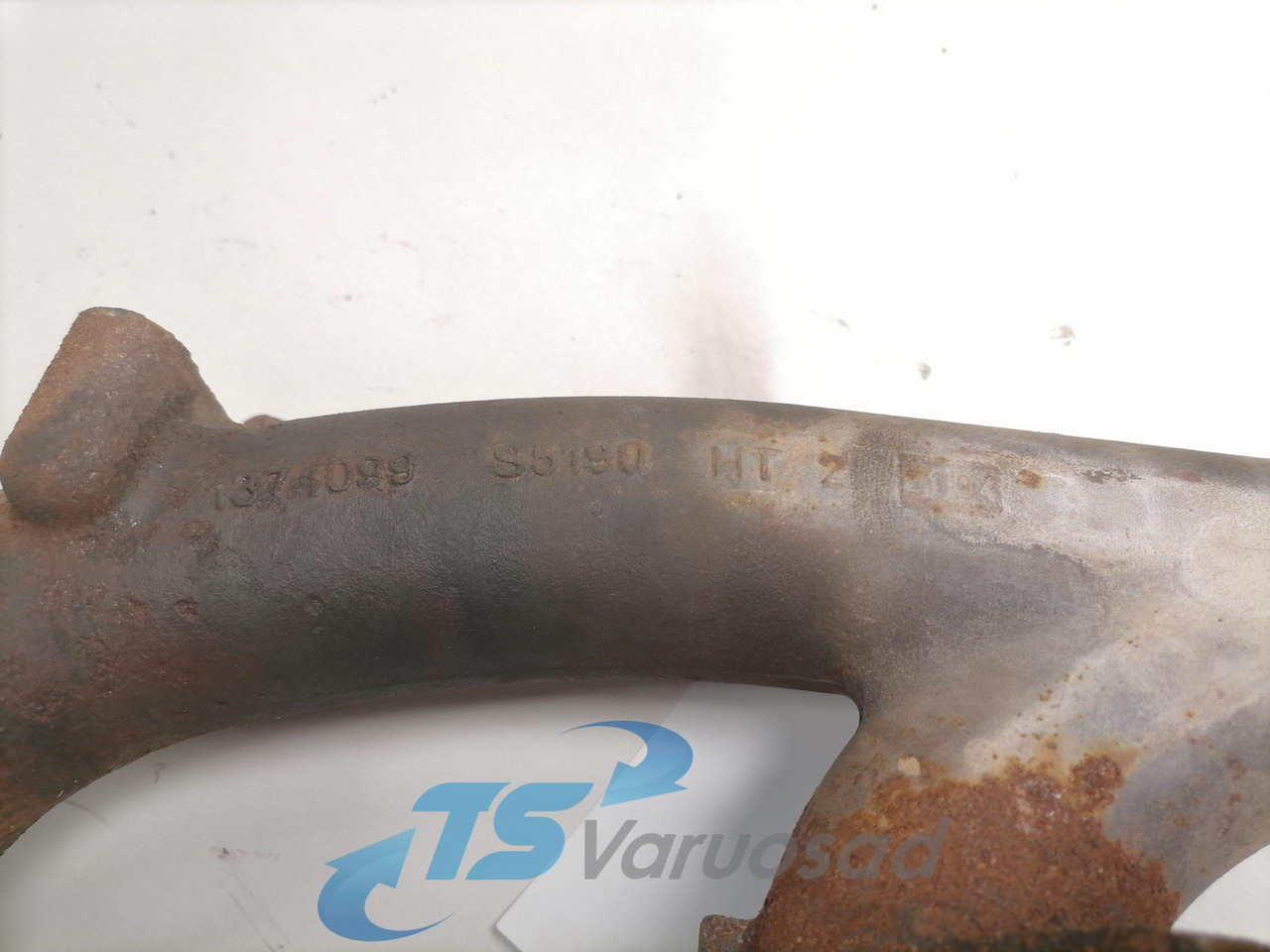Scania Exhaust mainfold 1374099 - Colector de escape por Camião: foto 3 Scania Exhaust mainfold 1374099 - Colector de escape por Camião: foto 3