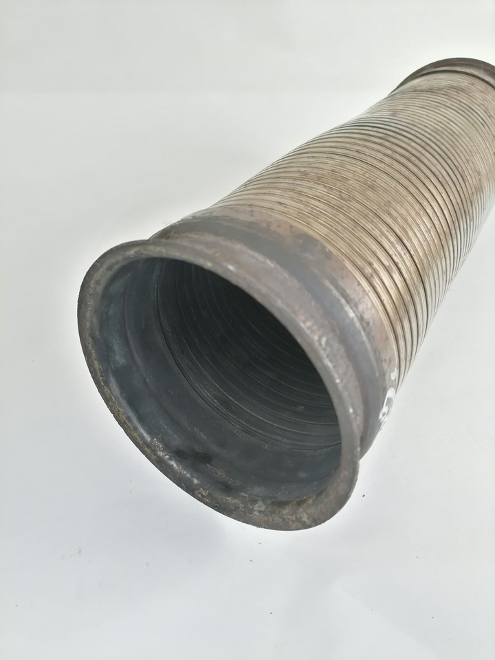 Scania Exhaust pipe 1726289 - Silenciador por Camião: foto 4 Scania Exhaust pipe 1726289 - Silenciador por Camião: foto 4