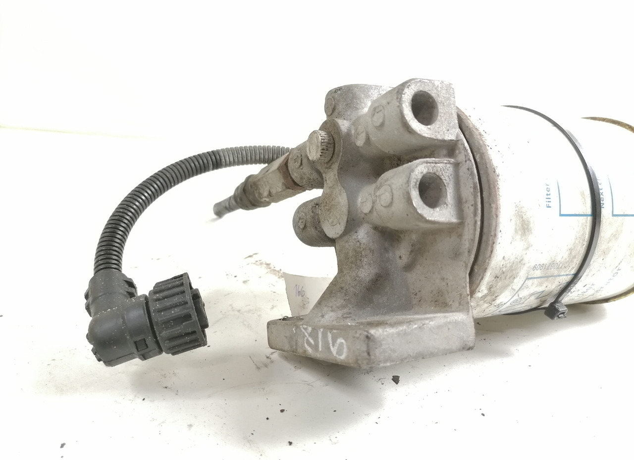 Scania Fuel separator 1393641 - Filtro de combustível por Camião: foto 4 Scania Fuel separator 1393641 - Filtro de combustível por Camião: foto 4
