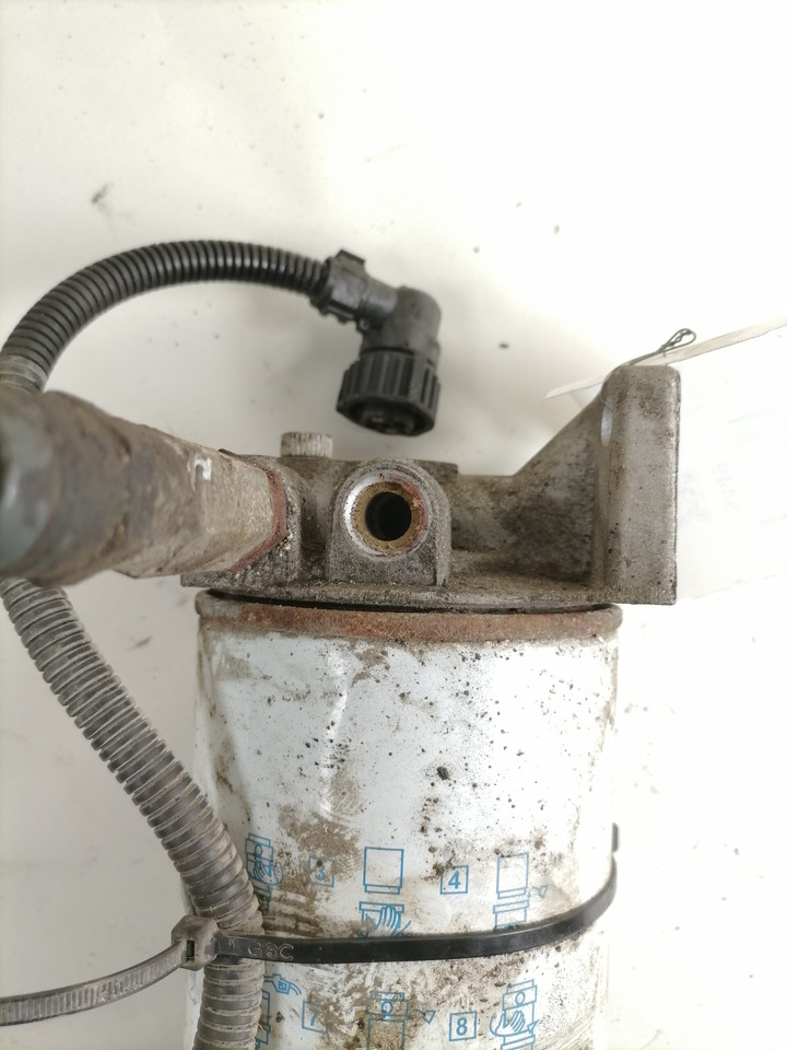Scania Fuel separator 1393641 - Filtro de combustível por Camião: foto 3 Scania Fuel separator 1393641 - Filtro de combustível por Camião: foto 3