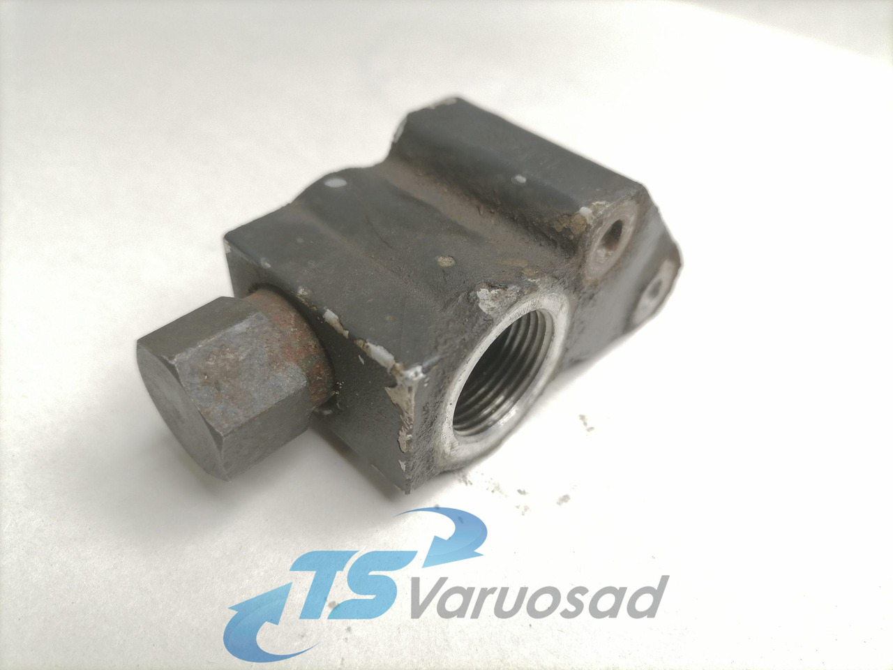Scania Fuel valve 1428797 - Sistema de combustível por Camião: foto 1 Scania Fuel valve 1428797 - Sistema de combustível por Camião: foto 1