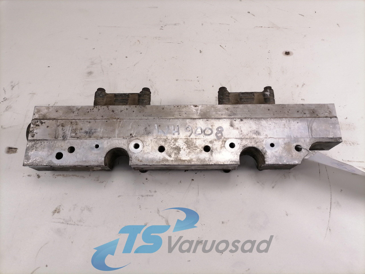 Scania Fuel valve 1776165 - Sistema de combustível por Camião: foto 2 Scania Fuel valve 1776165 - Sistema de combustível por Camião: foto 2