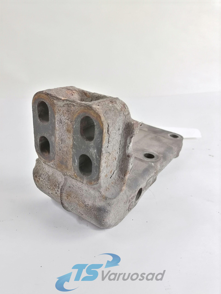 Scania Gearbox bracket 1404300 - Caixas de velocidade e peças por Camião: foto 4 Scania Gearbox bracket 1404300 - Caixas de velocidade e peças por Camião: foto 4
