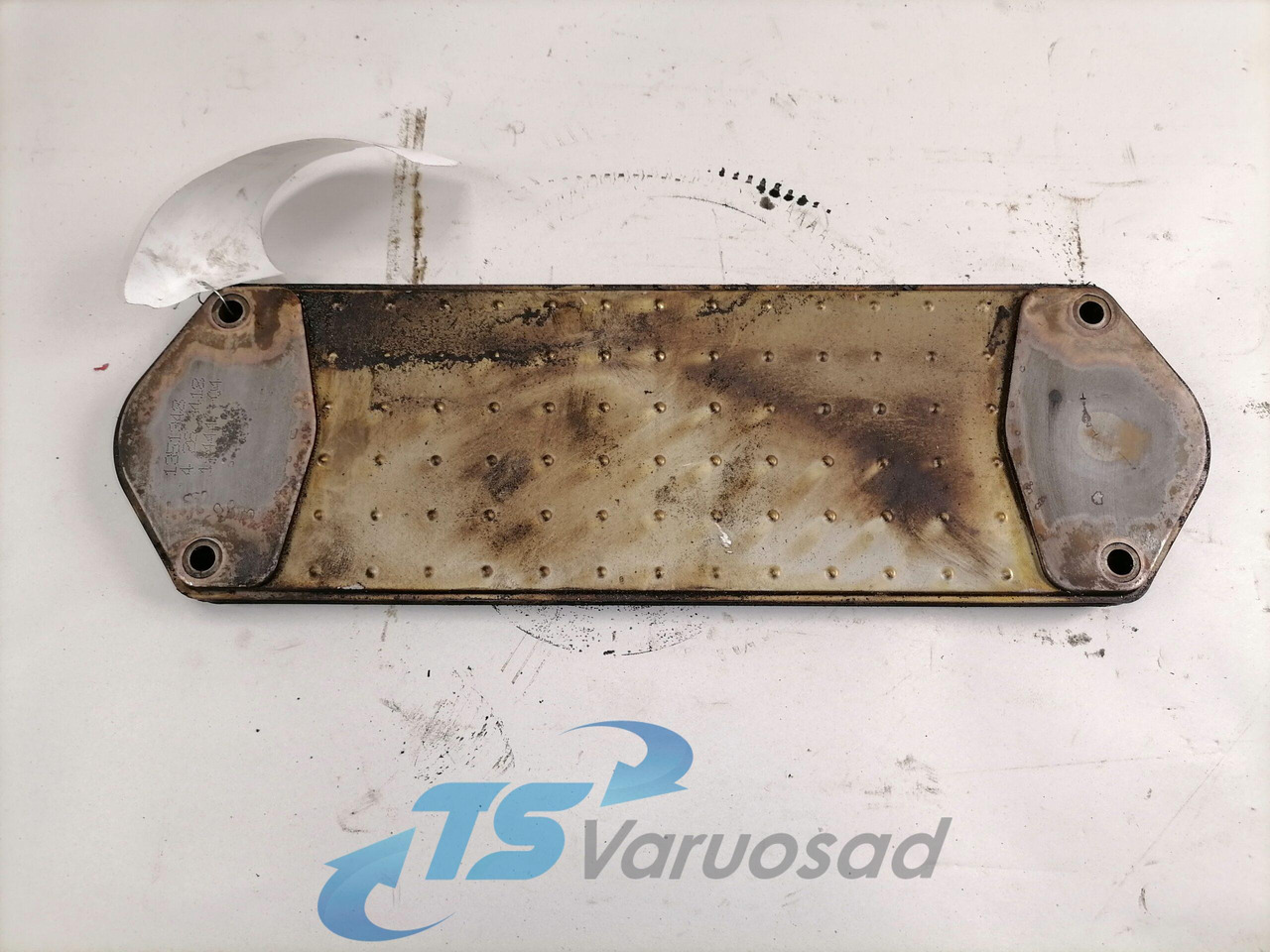 Scania Gerabox oil cooler 1351348 - Caixas de velocidade e peças por Camião: foto 3 Scania Gerabox oil cooler 1351348 - Caixas de velocidade e peças por Camião: foto 3