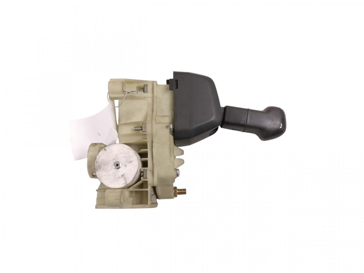 Scania Handbrake control lever 2301821 - Peça universal por Camião: foto 1 Scania Handbrake control lever 2301821 - Peça universal por Camião: foto 1