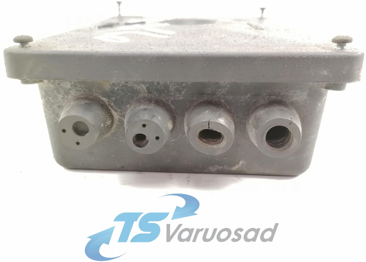Scania Juhtmestiku harukarp 1350847 - Fusível por Camião: foto 4 Scania Juhtmestiku harukarp 1350847 - Fusível por Camião: foto 4