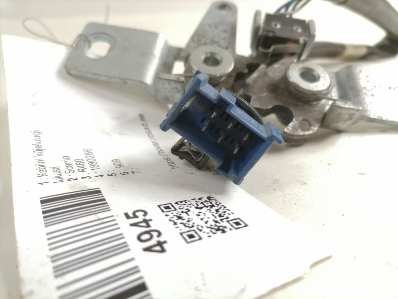 Scania Kabiini küljeluugi lukusti 1880286 - Peça universal por Camião: foto 2 Scania Kabiini küljeluugi lukusti 1880286 - Peça universal por Camião: foto 2