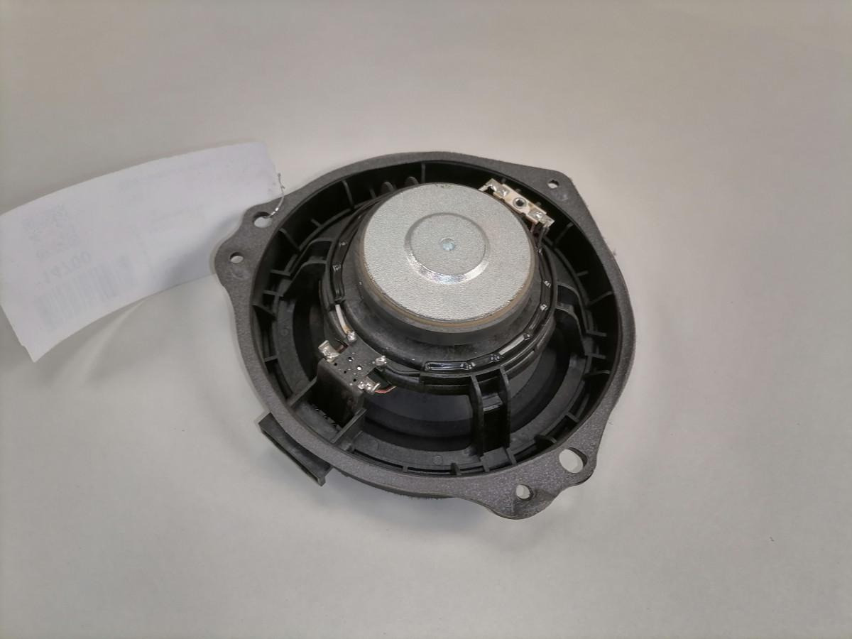 Scania Kõlar 2026780 - Cabine e interior por Camião: foto 4 Scania Kõlar 2026780 - Cabine e interior por Camião: foto 4