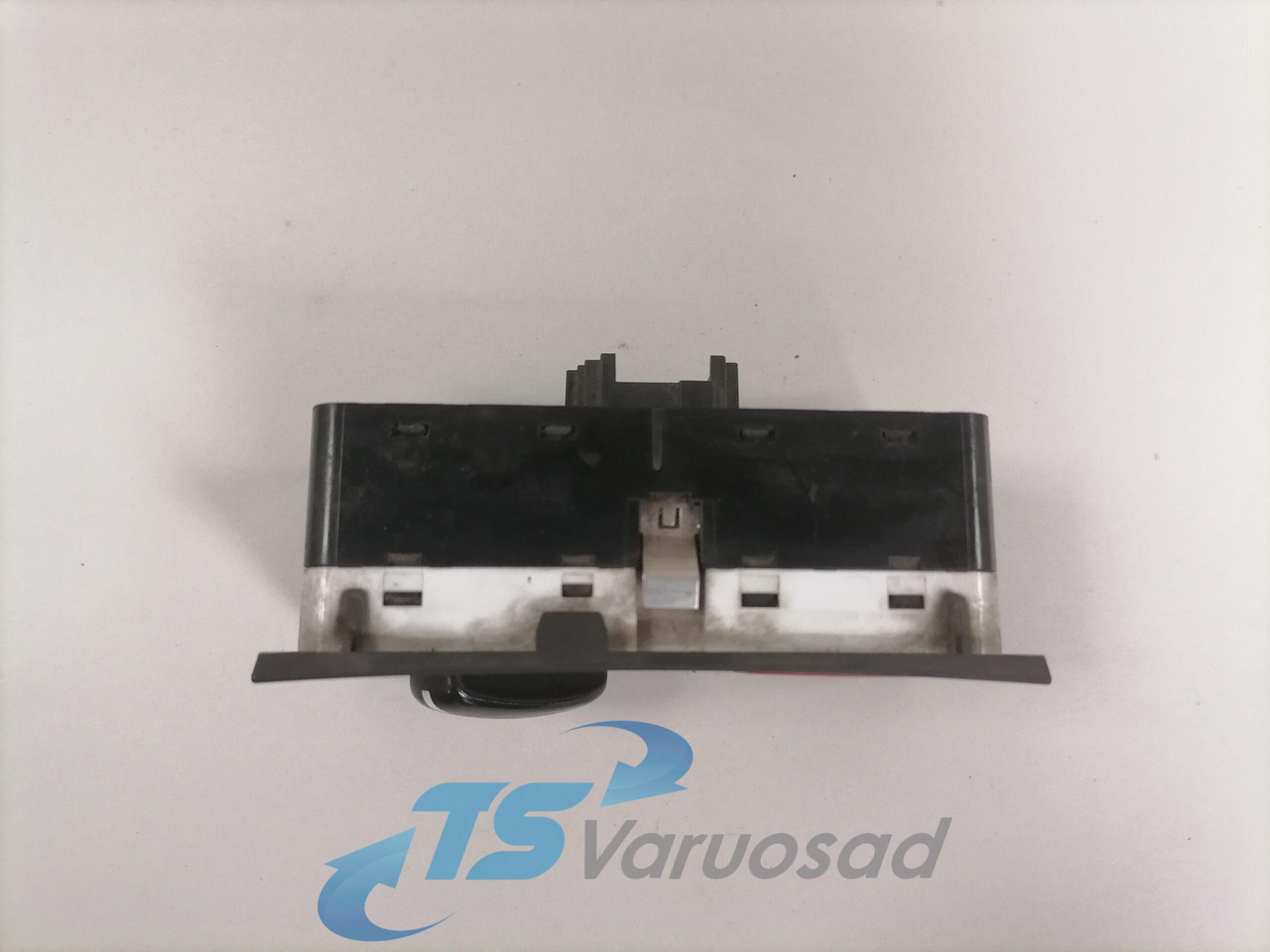 Scania Lüliti, esituled 1540673 - Cabine por Camião: foto 2 Scania Lüliti, esituled 1540673 - Cabine por Camião: foto 2