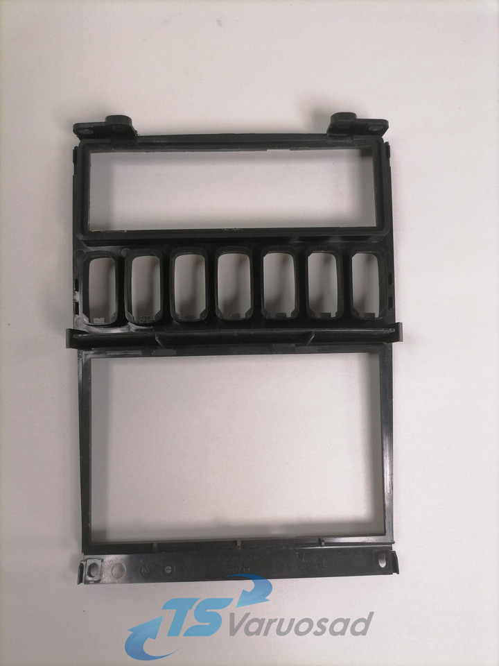 Scania Plastic cover 1859936 - Peça universal por Camião: foto 2 Scania Plastic cover 1859936 - Peça universal por Camião: foto 2