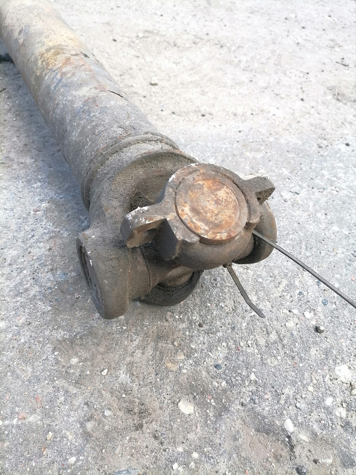 Scania Propeller shaft 1758609 - Veio de transmissão por Camião: foto 4 Scania Propeller shaft 1758609 - Veio de transmissão por Camião: foto 4