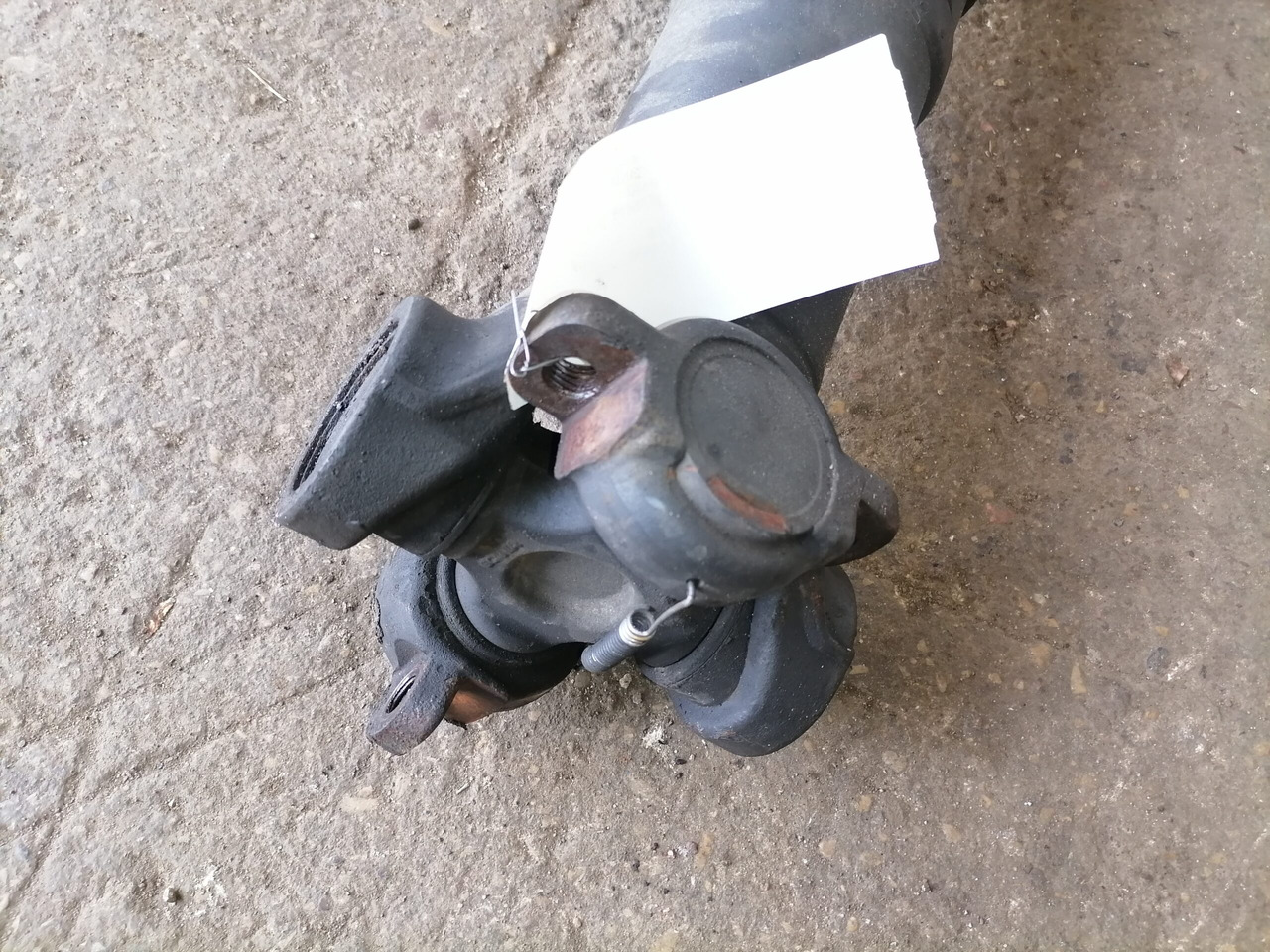 Scania Propeller shaft 1758616 - Veio de transmissão por Camião: foto 3 Scania Propeller shaft 1758616 - Veio de transmissão por Camião: foto 3