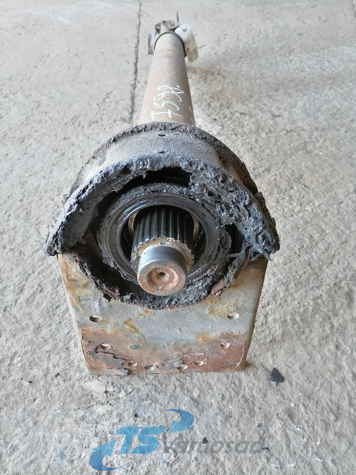 Scania Propeller shaft 1758978 - Veio de transmissão por Camião: foto 4 Scania Propeller shaft 1758978 - Veio de transmissão por Camião: foto 4