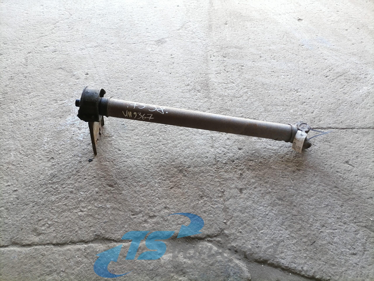 Scania Propeller shaft 1758978 - Veio de transmissão por Camião: foto 1 Scania Propeller shaft 1758978 - Veio de transmissão por Camião: foto 1