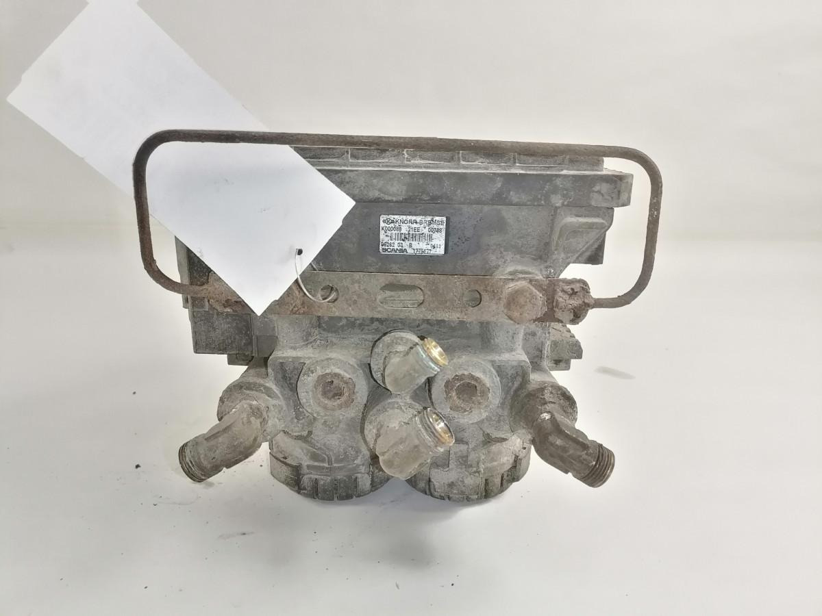 Scania Rear axel brake pressure control valve 1773677 - Válvula de freio por Camião: foto 3 Scania Rear axel brake pressure control valve 1773677 - Válvula de freio por Camião: foto 3