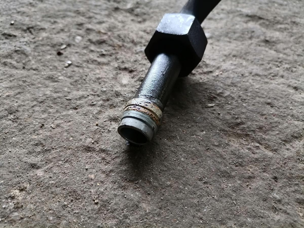 Scania Roolisüsteemi õlitoru 2130330 - Mangueira de direção por Camião: foto 4 Scania Roolisüsteemi õlitoru 2130330 - Mangueira de direção por Camião: foto 4