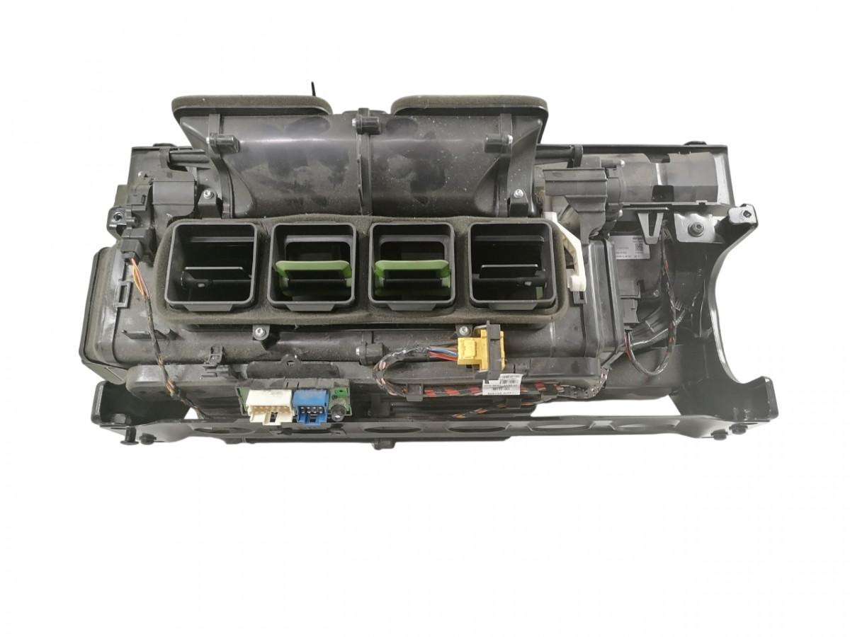 Scania Salongi radiaatorite korpus, komplektne 3093272 - Peça universal por Camião: foto 1 Scania Salongi radiaatorite korpus, komplektne 3093272 - Peça universal por Camião: foto 1