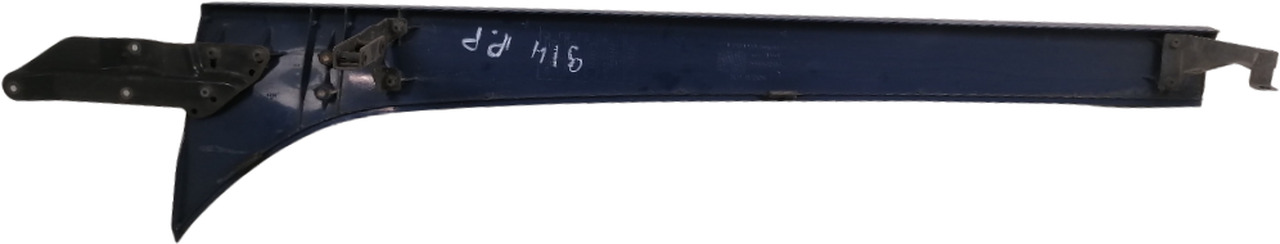 Scania Scania cab wind deflector, right side 1348520 - Aerodinâmica/ Aerofólio por Camião: foto 4 Scania Scania cab wind deflector, right side 1348520 - Aerodinâmica/ Aerofólio por Camião: foto 4