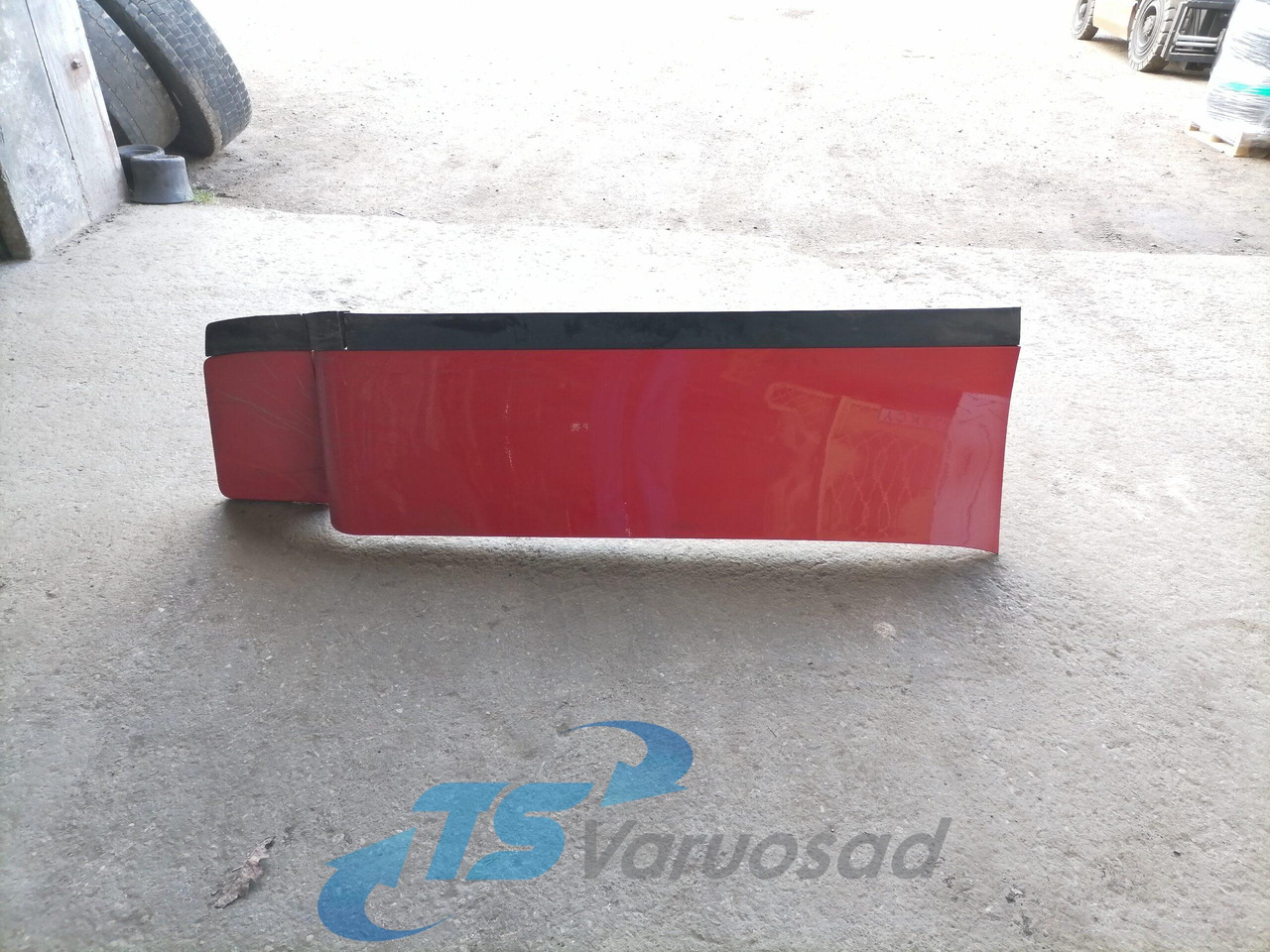 Scania Scania cab wind deflector, right side 1534229 - Aerodinâmica/ Aerofólio por Camião: foto 1 Scania Scania cab wind deflector, right side 1534229 - Aerodinâmica/ Aerofólio por Camião: foto 1