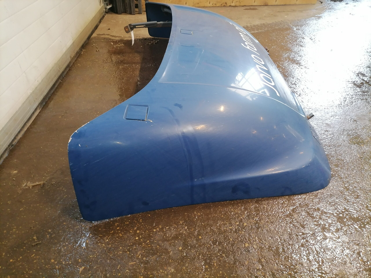 Scania Scania cab wind deflector, roof 1757973 - Aerodinâmica/ Aerofólio por Camião: foto 4 Scania Scania cab wind deflector, roof 1757973 - Aerodinâmica/ Aerofólio por Camião: foto 4