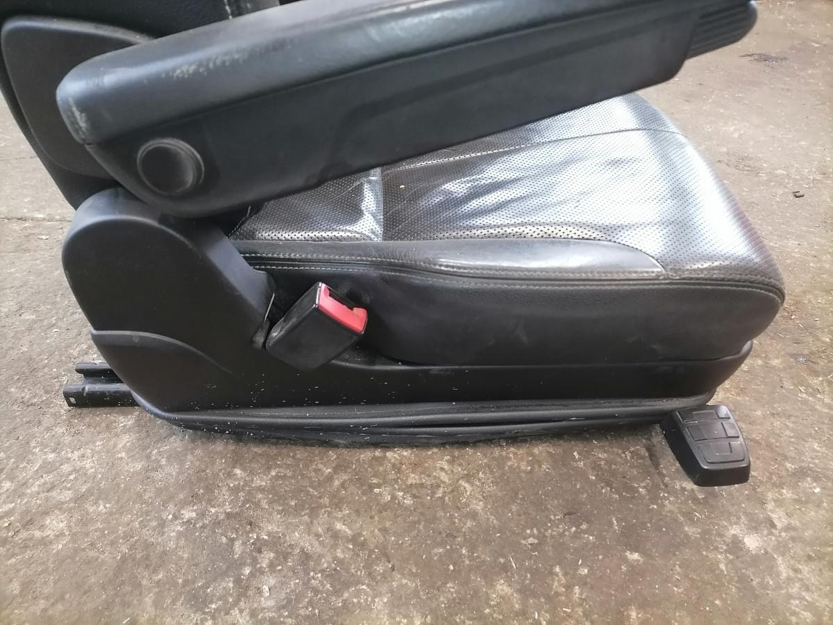 Scania Seat 2601037 - Banco por Camião: foto 4 Scania Seat 2601037 - Banco por Camião: foto 4