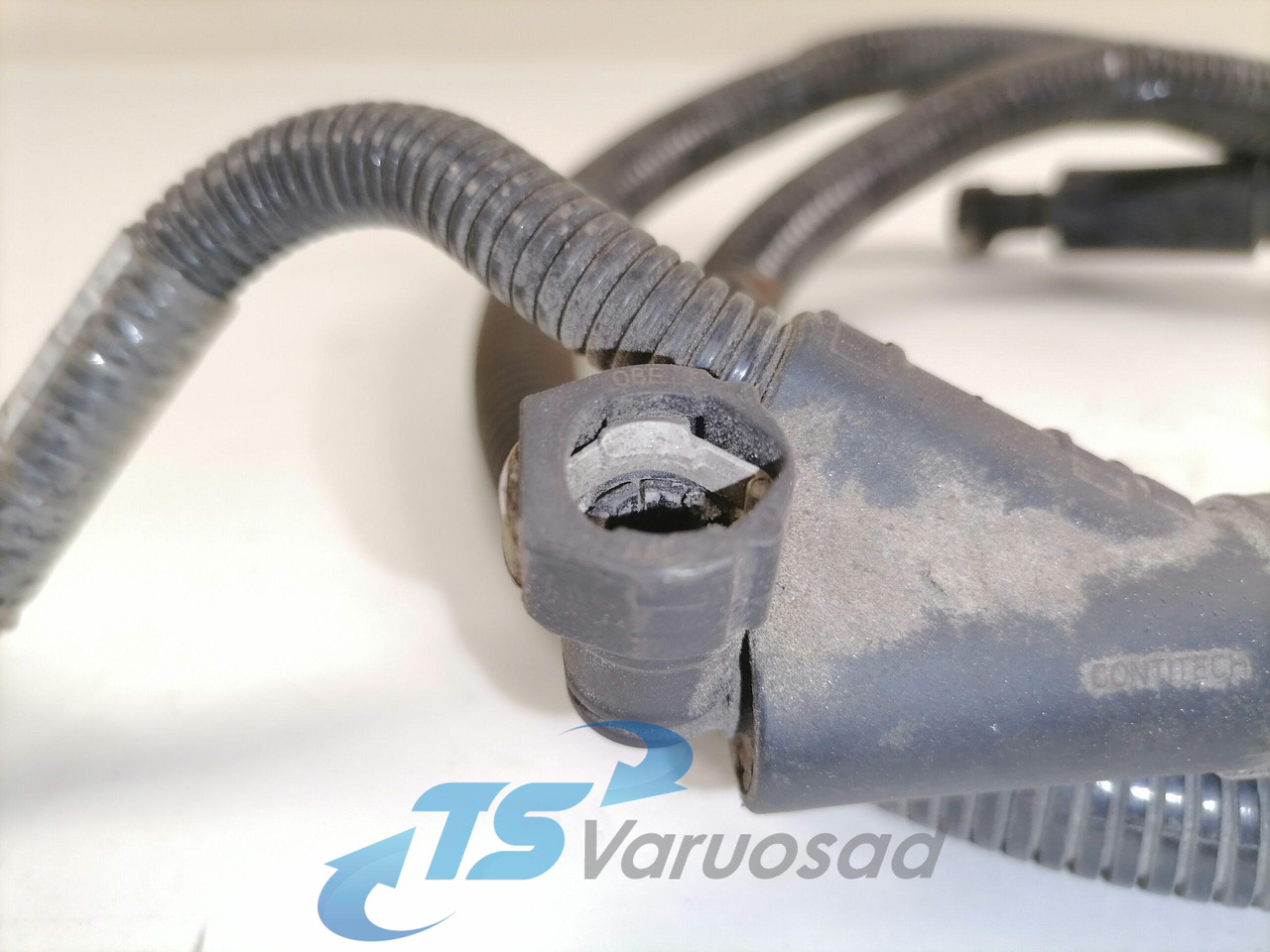 Volvo Ad Blue cable 7421243147 - Sistema de combustível por Camião: foto 4 Volvo Ad Blue cable 7421243147 - Sistema de combustível por Camião: foto 4