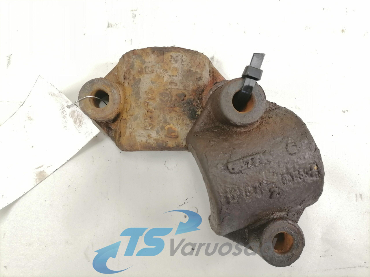 Volvo Anti-roll bar bracket 20735213 - Barra estabilizadora por Camião: foto 3 Volvo Anti-roll bar bracket 20735213 - Barra estabilizadora por Camião: foto 3