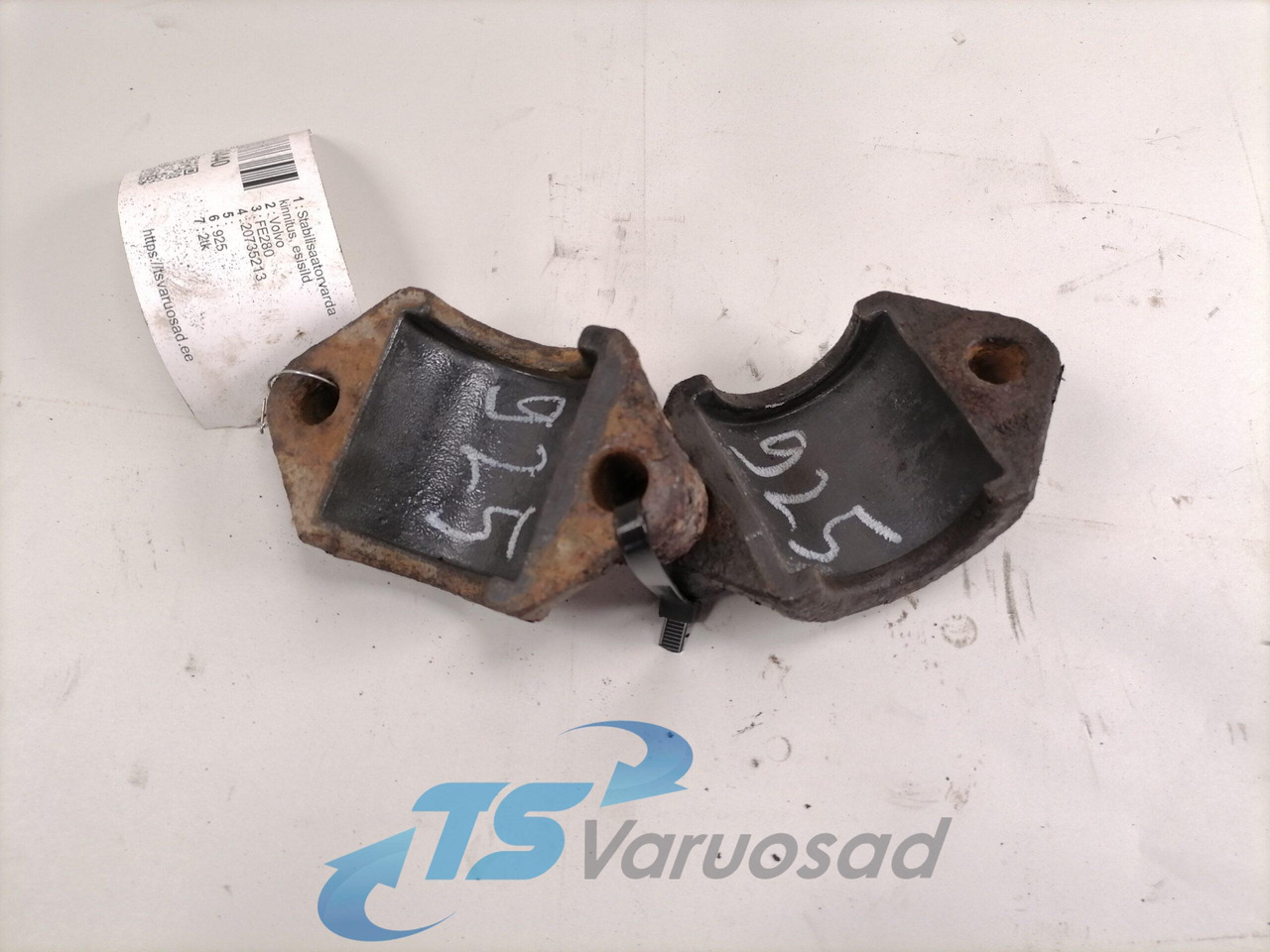 Volvo Anti-roll bar bracket 20735213 - Barra estabilizadora por Camião: foto 2 Volvo Anti-roll bar bracket 20735213 - Barra estabilizadora por Camião: foto 2