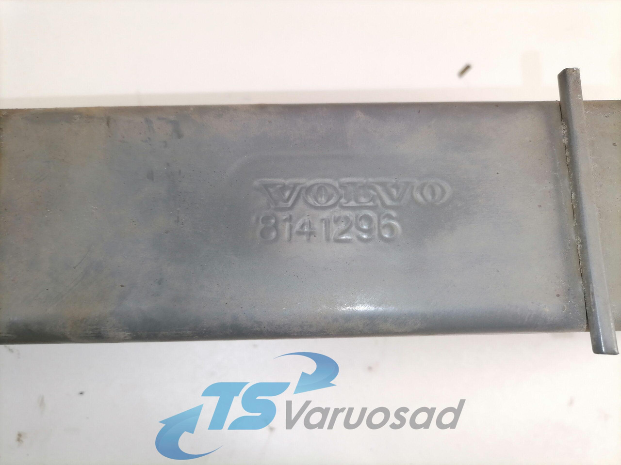 Volvo Astmelaua kandur 8141296 - Estribo por Camião: foto 3 Volvo Astmelaua kandur 8141296 - Estribo por Camião: foto 3