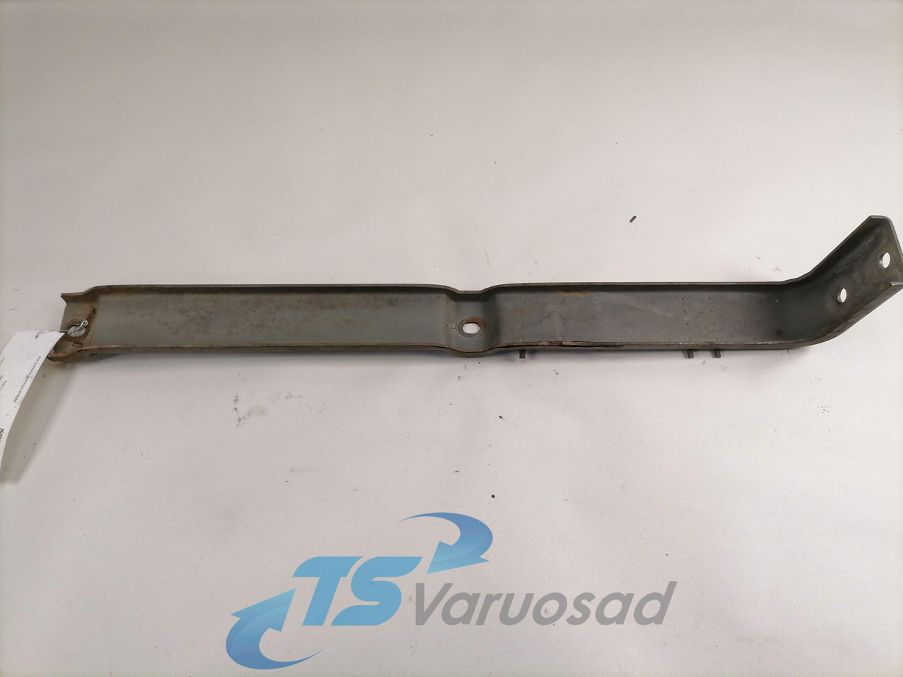 Volvo Astmelaua kandur 8141296 - Estribo por Camião: foto 2 Volvo Astmelaua kandur 8141296 - Estribo por Camião: foto 2