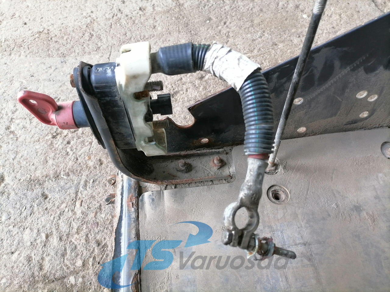 Volvo Battery box 21046415 - Bateria automotiva por Camião: foto 5 Volvo Battery box 21046415 - Bateria automotiva por Camião: foto 5