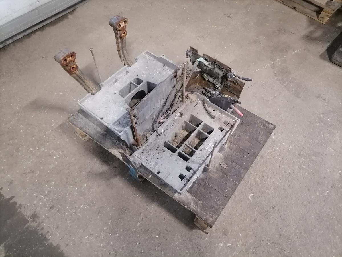 Volvo Battery box 22003951 - Bateria automotiva por Camião: foto 1 Volvo Battery box 22003951 - Bateria automotiva por Camião: foto 1