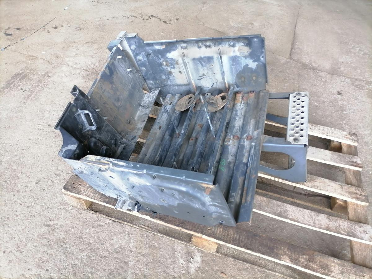 Volvo Battery box 22095787 - Bateria automotiva por Camião: foto 3 Volvo Battery box 22095787 - Bateria automotiva por Camião: foto 3