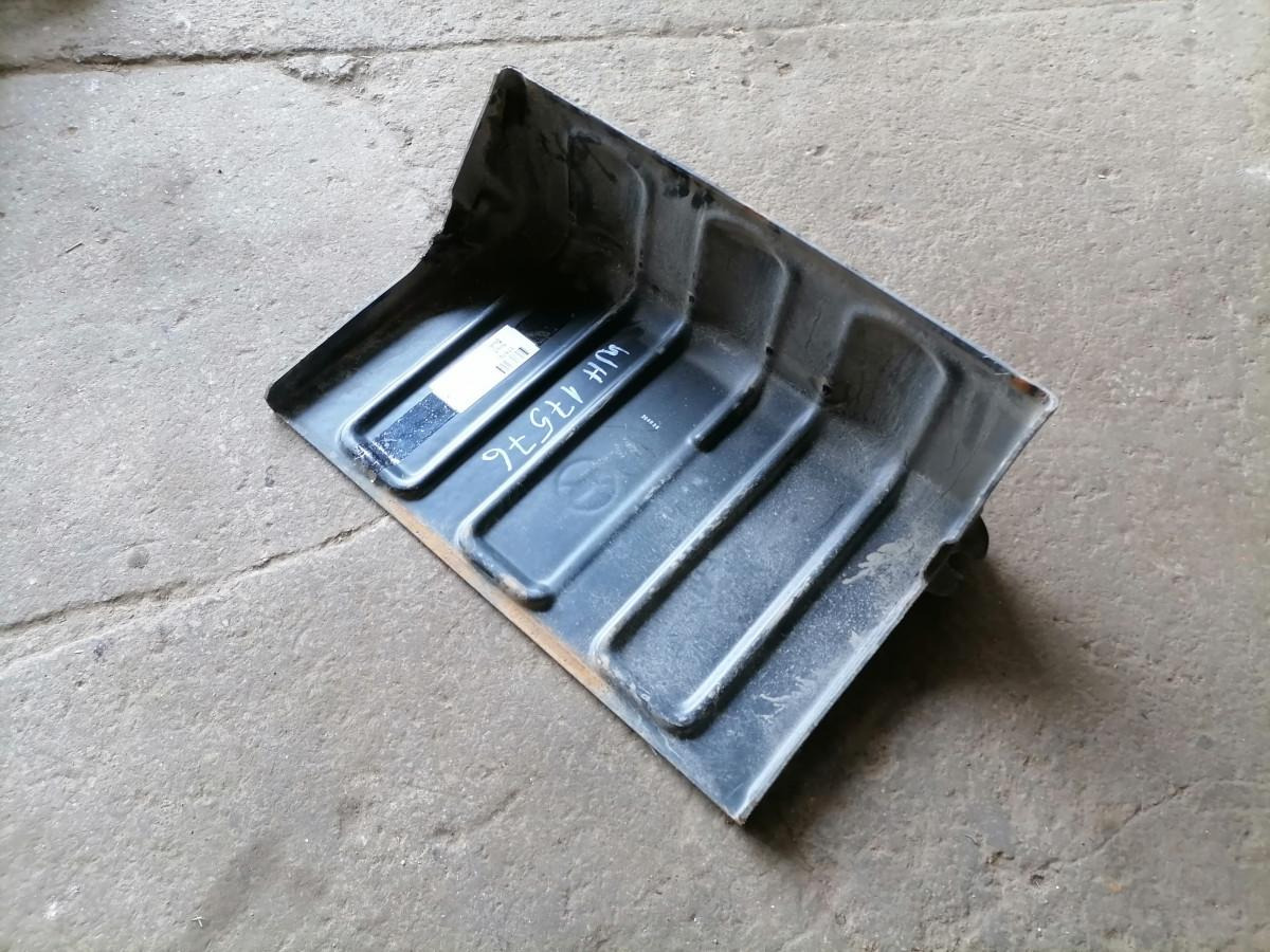 Volvo Battery cover 20947987 - Bateria automotiva por Camião: foto 4 Volvo Battery cover 20947987 - Bateria automotiva por Camião: foto 4