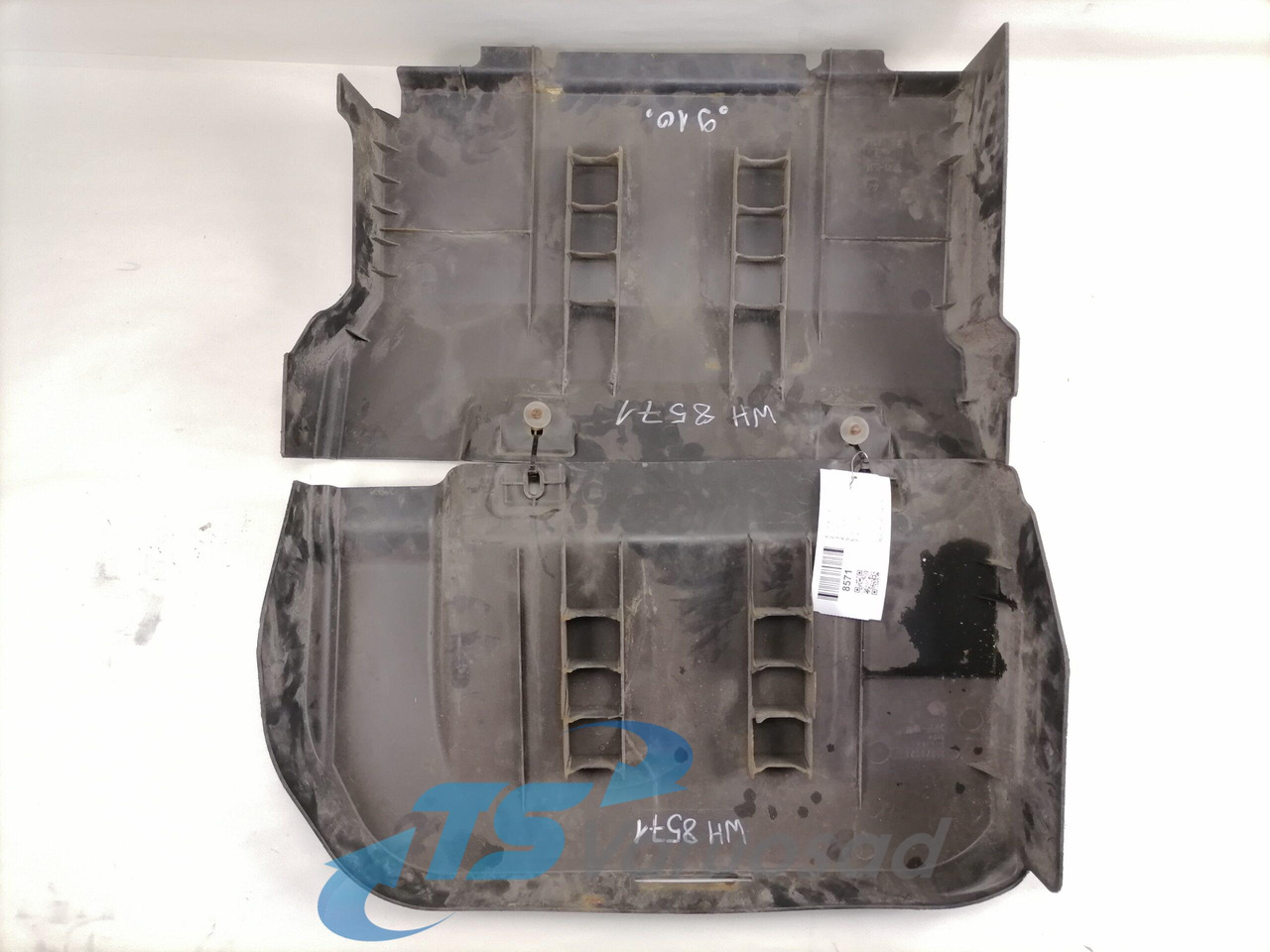 Volvo Battery cover 21924923 - Bateria automotiva por Camião: foto 3 Volvo Battery cover 21924923 - Bateria automotiva por Camião: foto 3