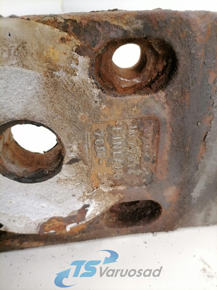 Volvo Bracket 1077914 - Suspensão por Camião: foto 2 Volvo Bracket 1077914 - Suspensão por Camião: foto 2