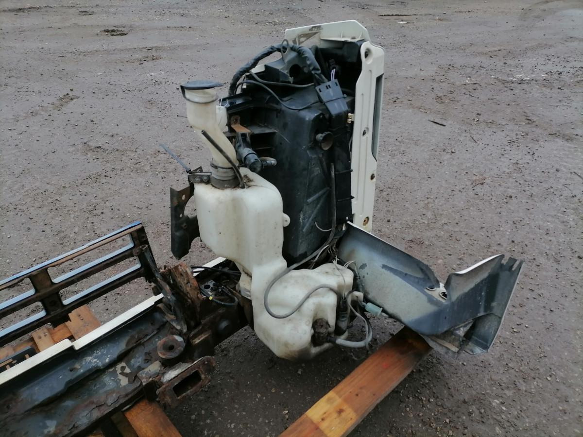 Volvo Bumper 20467442 - Para-choque por Camião: foto 4 Volvo Bumper 20467442 - Para-choque por Camião: foto 4