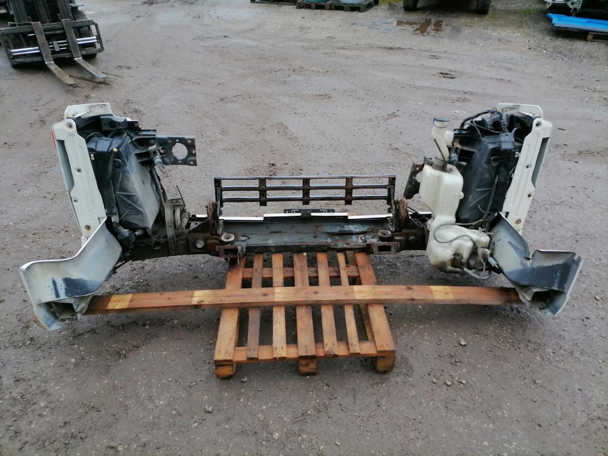 Volvo Bumper 20467442 - Para-choque por Camião: foto 5 Volvo Bumper 20467442 - Para-choque por Camião: foto 5