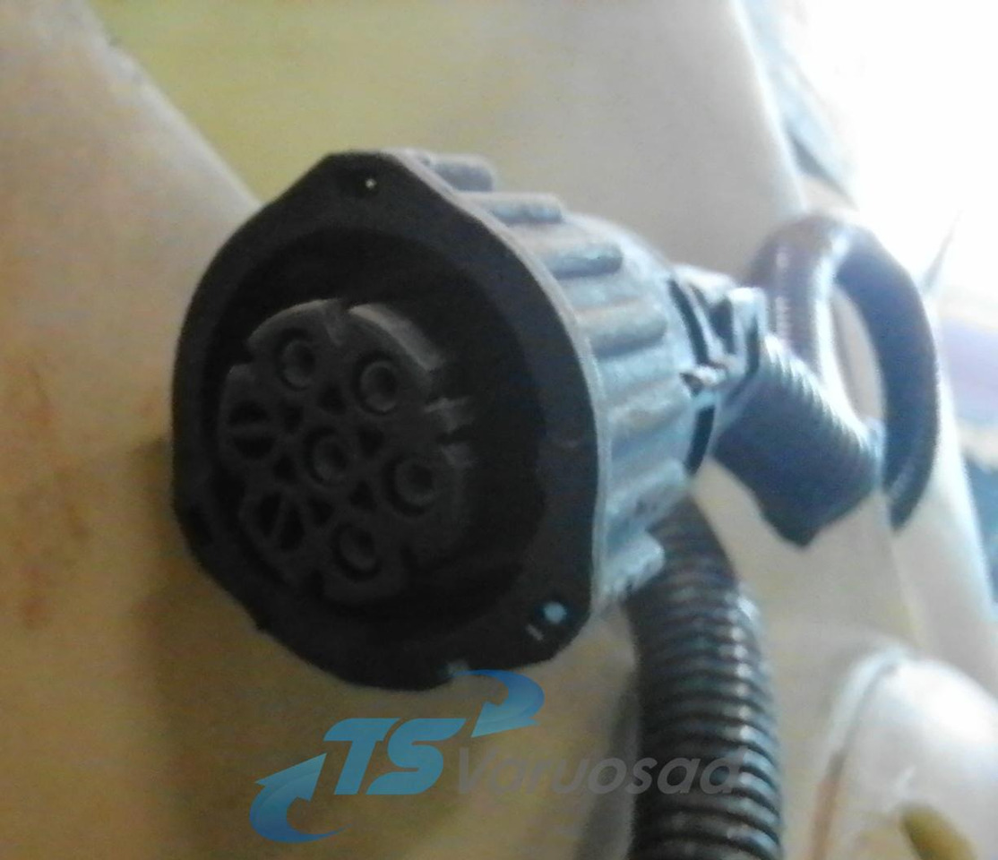 Volvo Cooling fan 20397619 - Ventilador por Camião: foto 3 Volvo Cooling fan 20397619 - Ventilador por Camião: foto 3