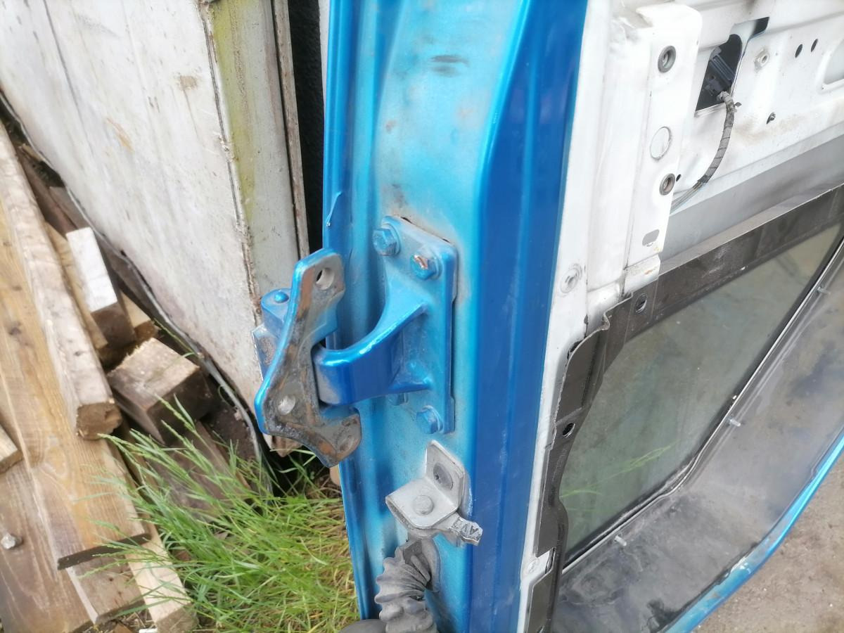Volvo Door 20832787 - Porta e peças por Camião: foto 3 Volvo Door 20832787 - Porta e peças por Camião: foto 3