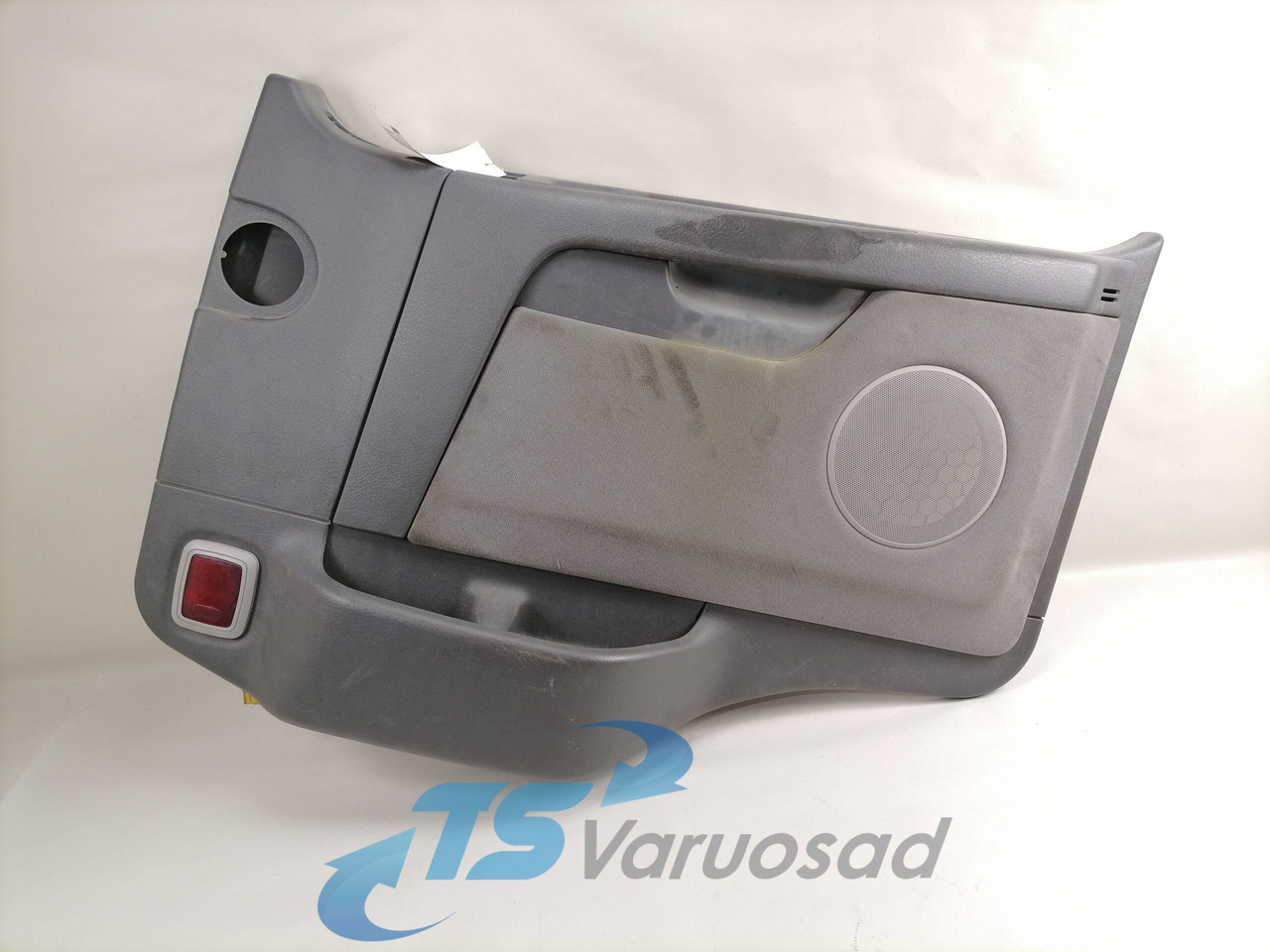 Volvo Door trim panel 20360455 - Porta e peças por Camião: foto 1 Volvo Door trim panel 20360455 - Porta e peças por Camião: foto 1