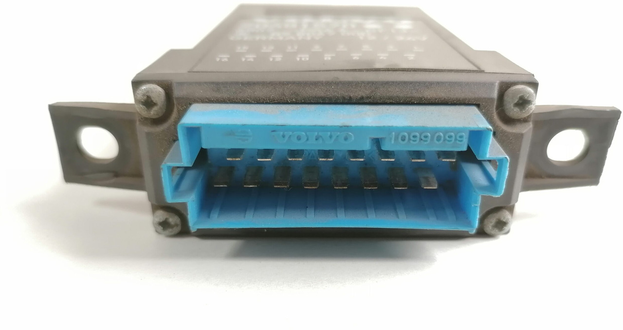 Volvo Ecu, door lock 20481570 - Centralina electrónica por Camião: foto 2 Volvo Ecu, door lock 20481570 - Centralina electrónica por Camião: foto 2