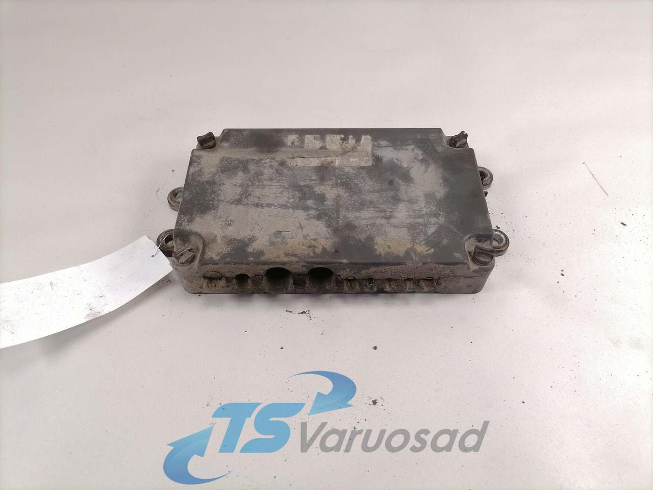 Volvo Fuse box 21717590 - Fusível por Camião: foto 1 Volvo Fuse box 21717590 - Fusível por Camião: foto 1