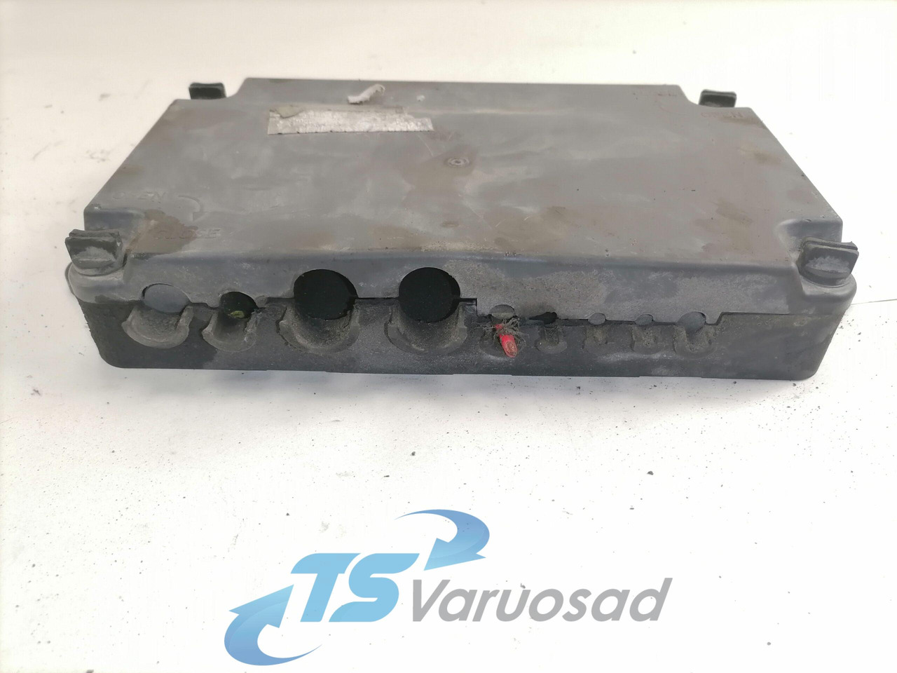 Volvo Fuse box 21717591 - Fusível por Camião: foto 3 Volvo Fuse box 21717591 - Fusível por Camião: foto 3