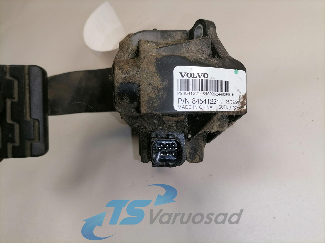 Volvo Gaasipedaal reostaadiga 84541221 - Sistema de combustível por Camião: foto 3 Volvo Gaasipedaal reostaadiga 84541221 - Sistema de combustível por Camião: foto 3