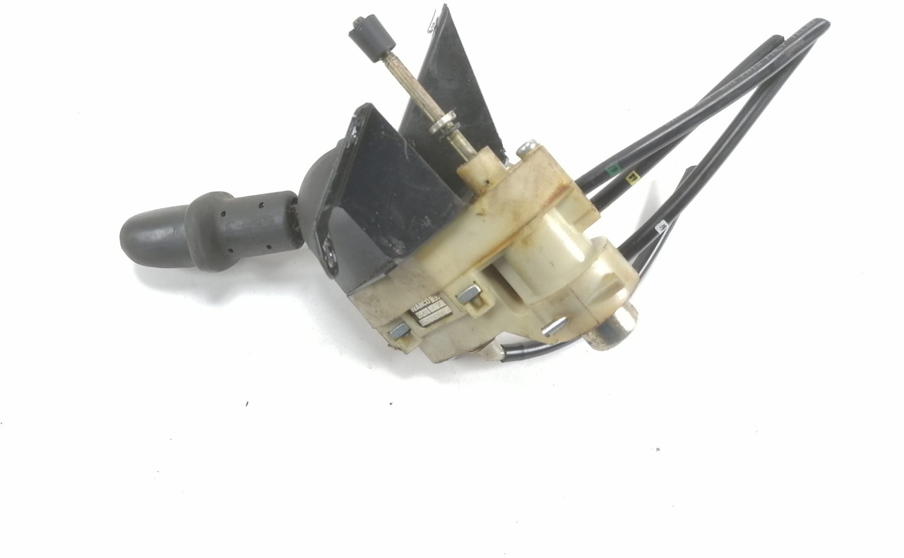 Volvo Handbrake control lever 20367533 - Peça universal por Camião: foto 2 Volvo Handbrake control lever 20367533 - Peça universal por Camião: foto 2