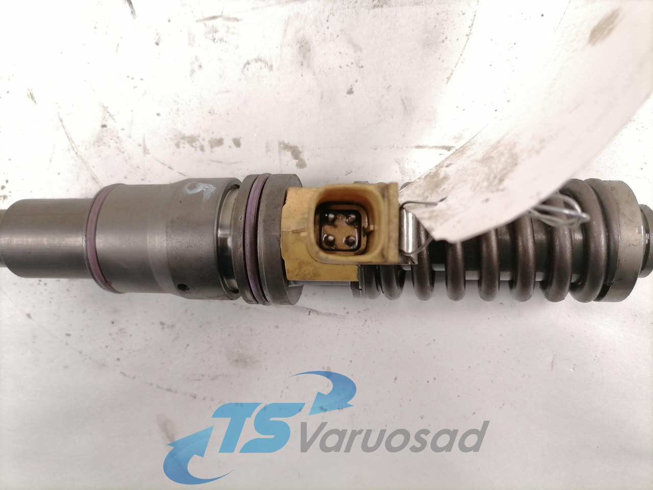 Volvo Injector 20747798 - Bomba de combustivel por Camião: foto 3 Volvo Injector 20747798 - Bomba de combustivel por Camião: foto 3
